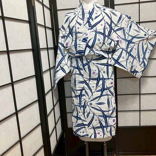 9133 kimono traditionnel - kimono,